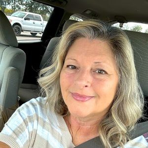 Meet your Posher, Cindy